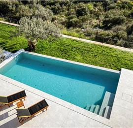 6 Bedroom Villa with Heated Infinity Pool and Sea Views in Orašac, Dubrovnik Riviera, sleeps 10-12